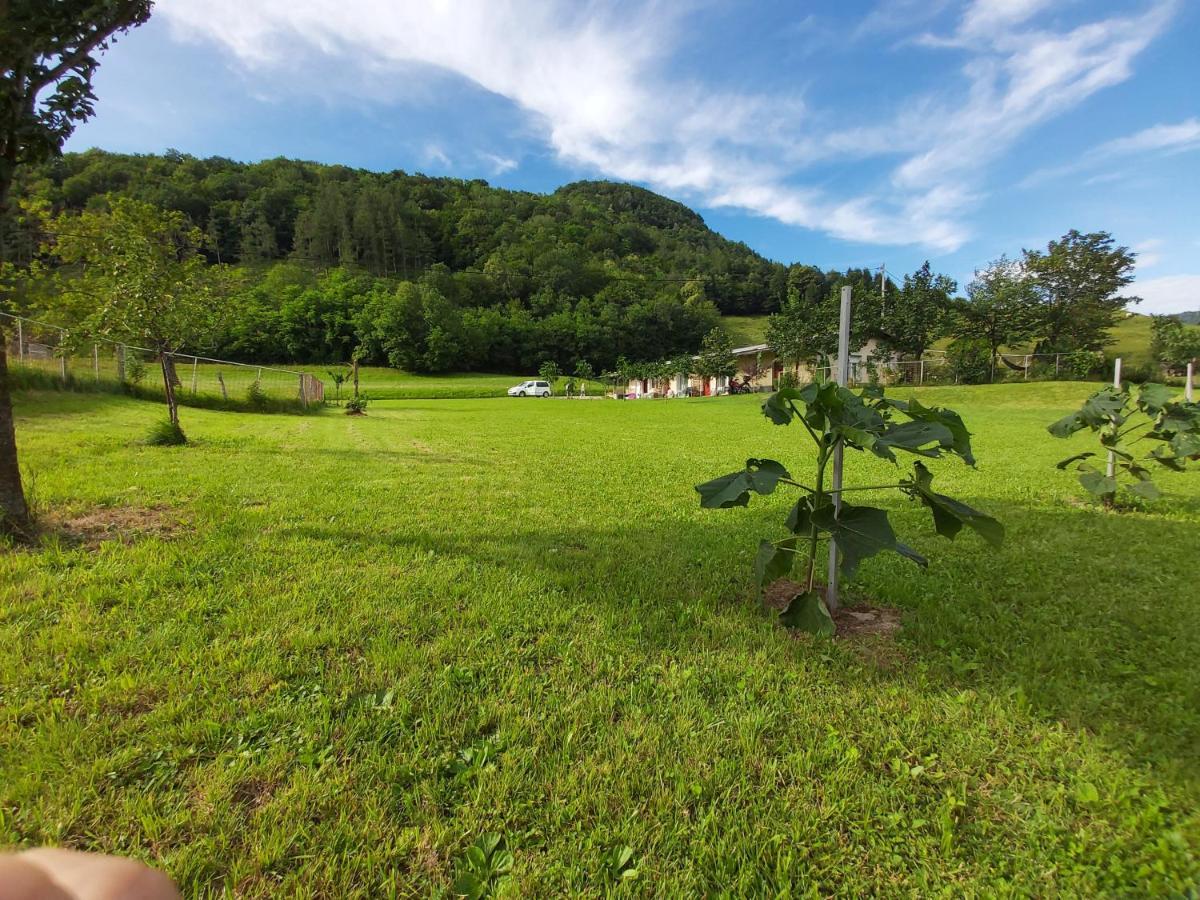 Glamping Hiske Petrin Hotel Tolmin Bagian luar foto