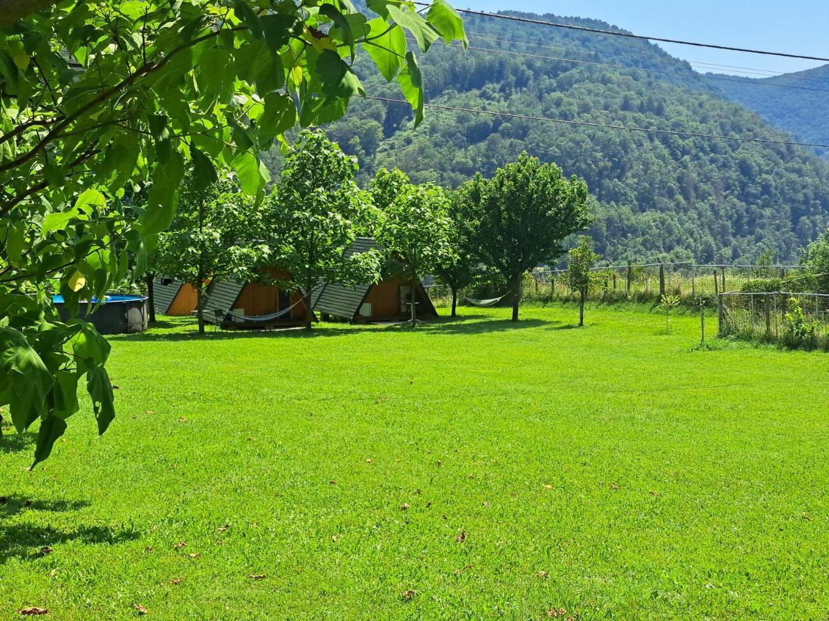 Glamping Hiske Petrin Hotel Tolmin Bagian luar foto