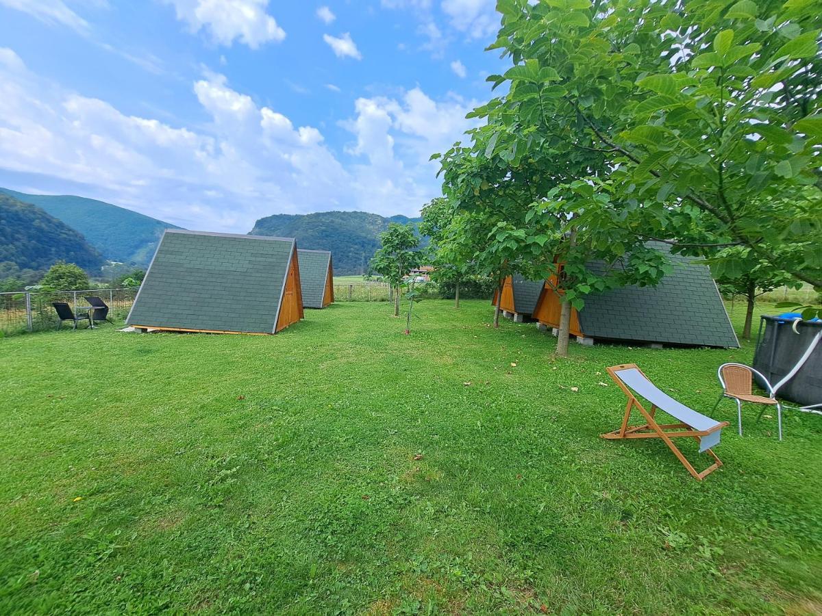 Glamping Hiske Petrin Hotel Tolmin Bagian luar foto